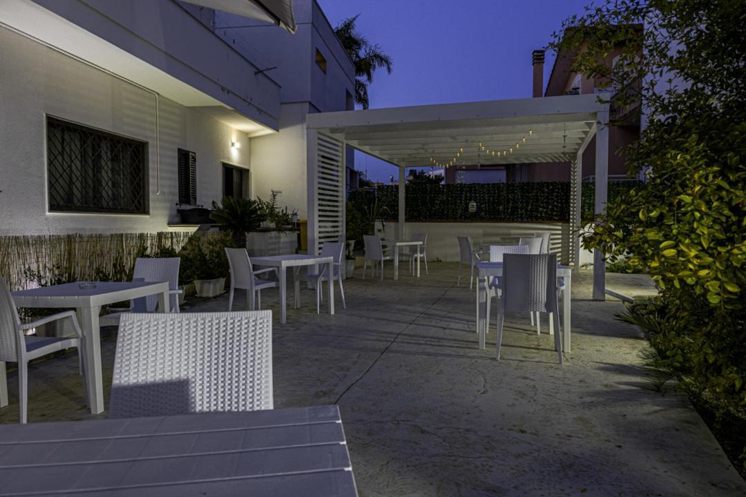 ראקאלה La Gemma Del Salento Rooms&Apartments מראה חיצוני תמונה